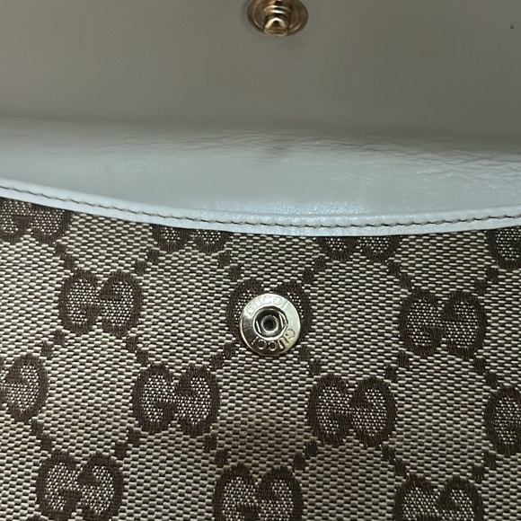 Gucci Wallet - Picture 10 of 16